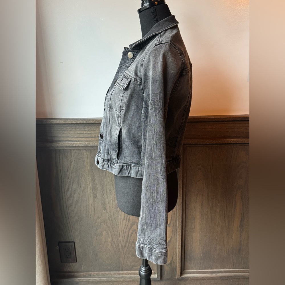 a.n.a Charcoal wash stretch denim Jean Jacket Euc medium - Picture 3 of 7